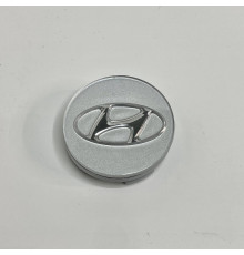 Ковпачок на заводські диски Hyundai під склом | Сірий лого хром | 52 / 57 мм