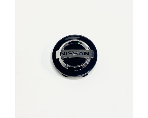 Ковпачок Nissan на заводські диски | чорний глянець / хром логотип | 50 / 54 мм